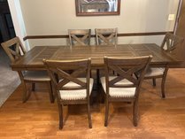 7-Piece Farmhouse Wooden Dining Set