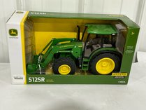 John Deere 5125R Tractor With Loader