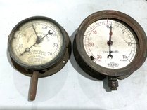 Vintage Gauges And EA Electric Horns
