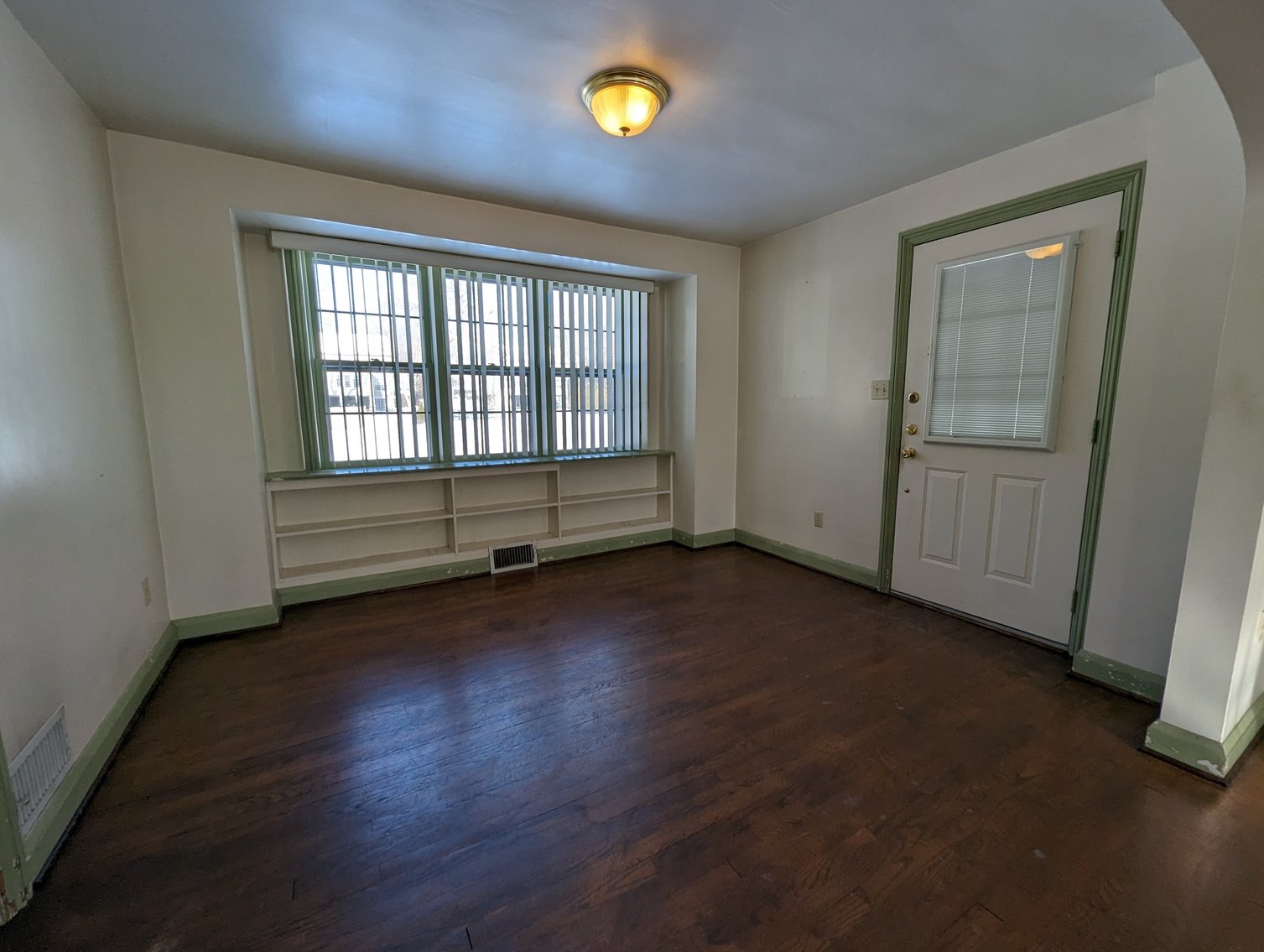 Image for 2 BR, 1.5 BA HOME 2 BR IN-LAW APT/ DET GARAGE ON 1.06 AC