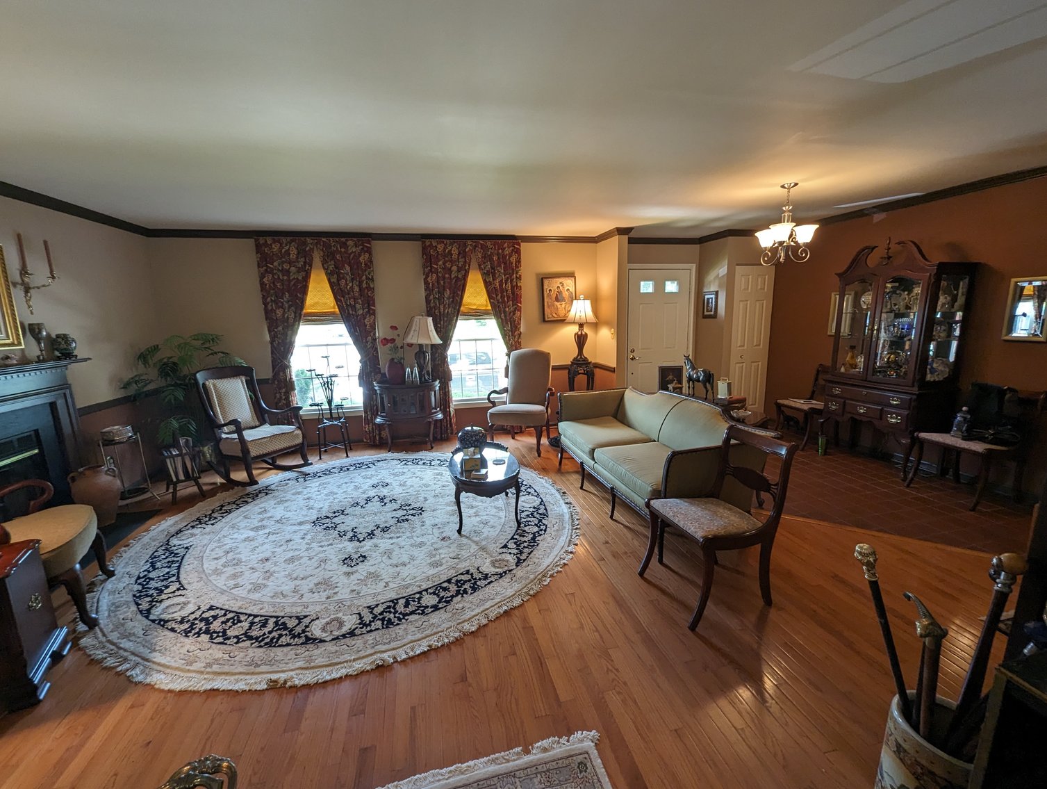 Image for CLEAN 4 BR, 3.5 BA EOG BRICK FRONT TOWNHOME