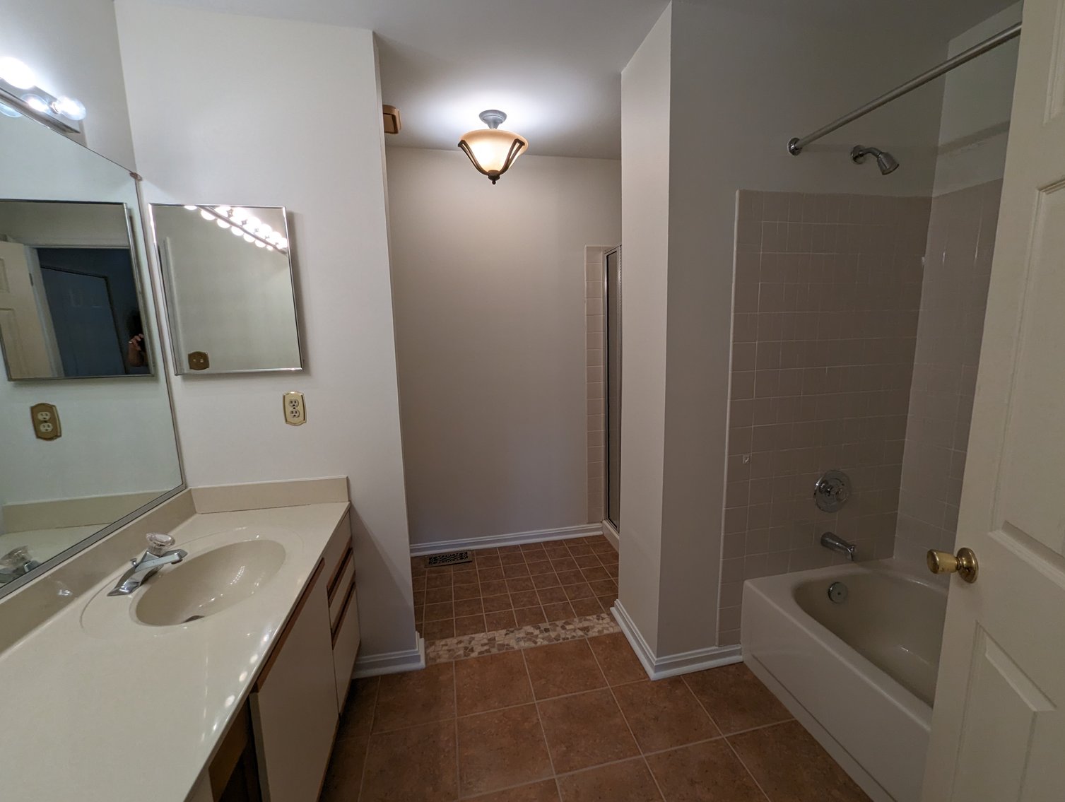 Image for CLEAN 4 BR, 3.5 BA EOG BRICK FRONT TOWNHOME