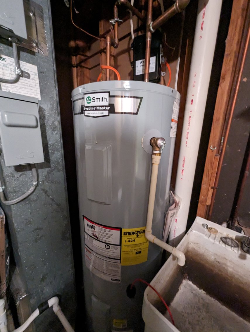 Image for CLEAN 4 BR, 3.5 BA EOG BRICK FRONT TOWNHOME