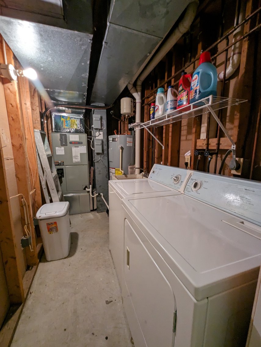 Image for CLEAN 4 BR, 3.5 BA EOG BRICK FRONT TOWNHOME