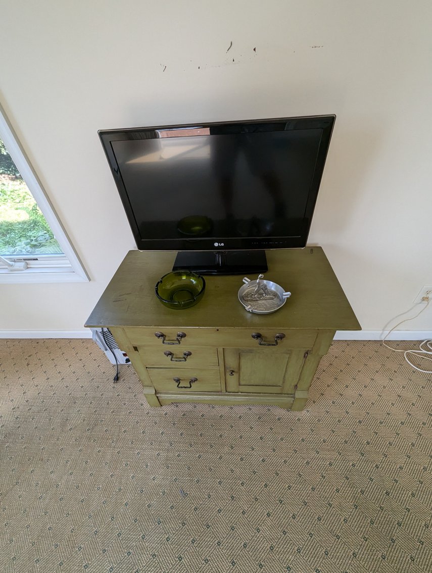Image for 4 BEDROOM, 2 BATH BRICK CAPE COD W/ SUNROOM