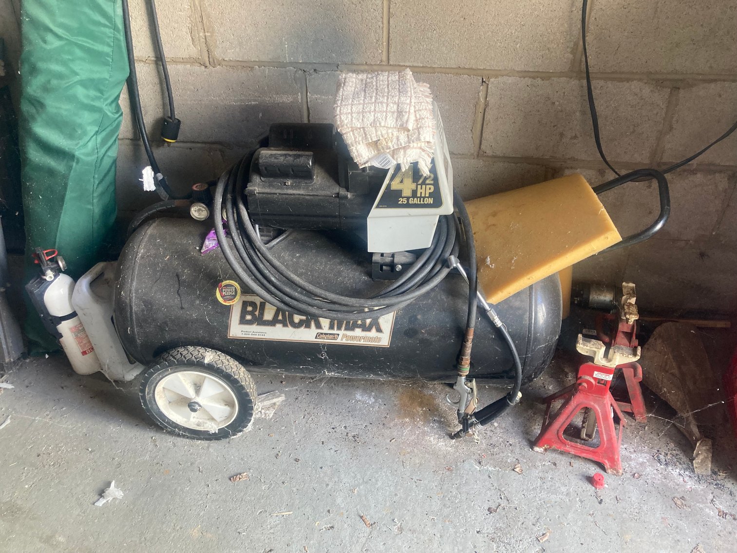 Image for 3 BR, 2.5 BA HOME W/ DET. GARAGE