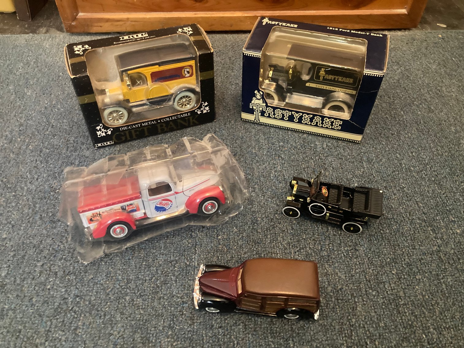 Image for 3 BR, 2.5 BA HOME W/ DET. GARAGE