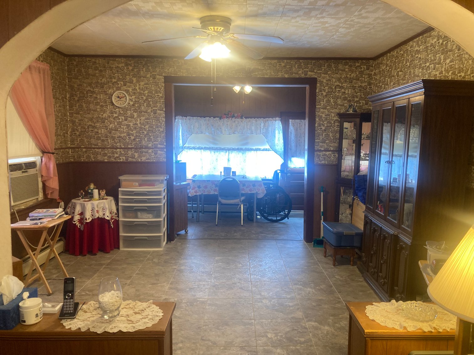 Image for 3 BR, 2.5 BA HOME W/ DET. GARAGE