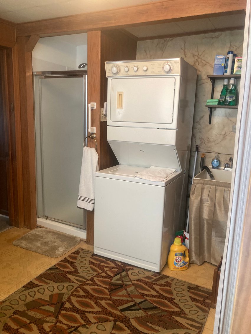 Image for 3 BR, 2.5 BA HOME W/ DET. GARAGE