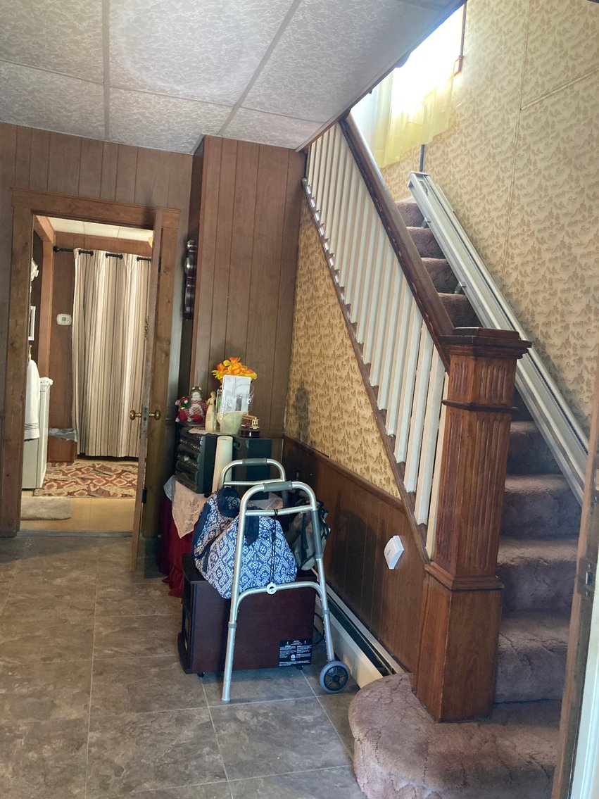 Image for 3 BR, 2.5 BA HOME W/ DET. GARAGE