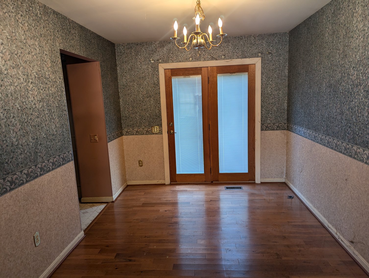 Image for 3 BR, 2.5 BA TOWNHOME