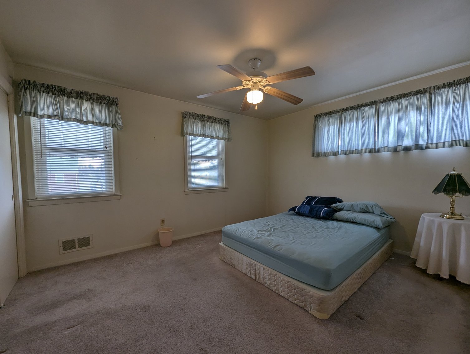 Image for CLEAN 3BR BRICK SEMI-DETACHED HOME