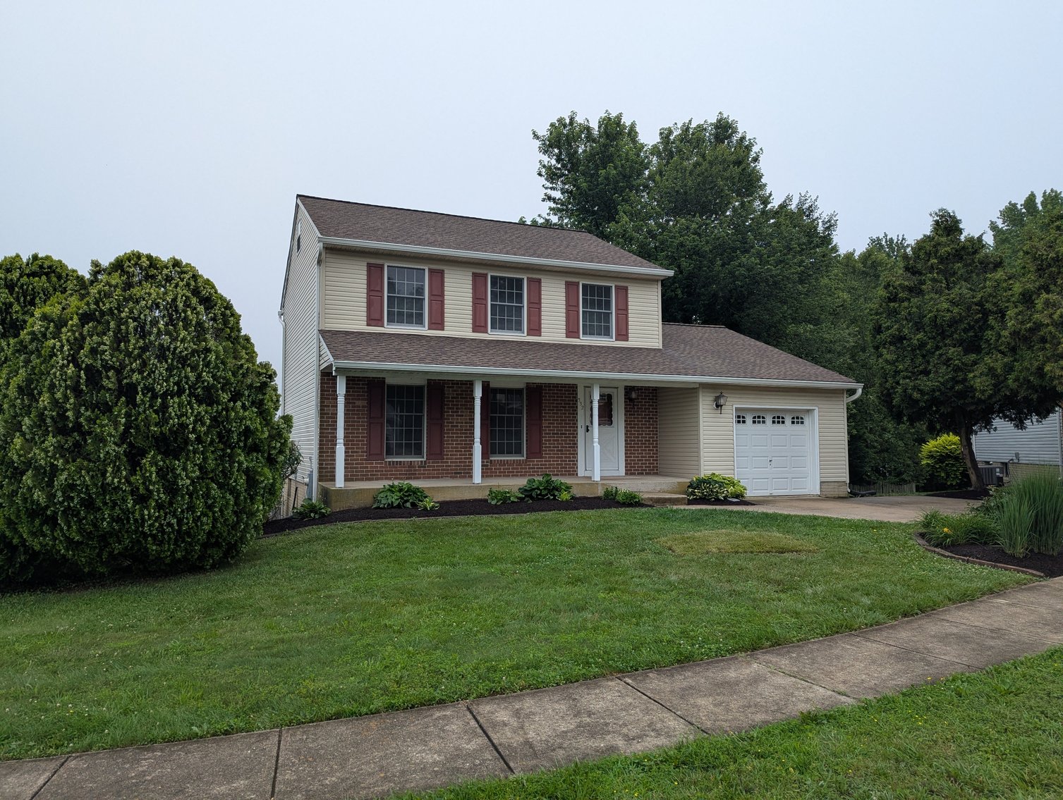 Image for CLEAN 2-STORY COLONIAL W/ ATT. 1-CAR GARAGE 3 BR, 2.5 BATH/ 0.22 +/- AC/ CORNER LOCATION