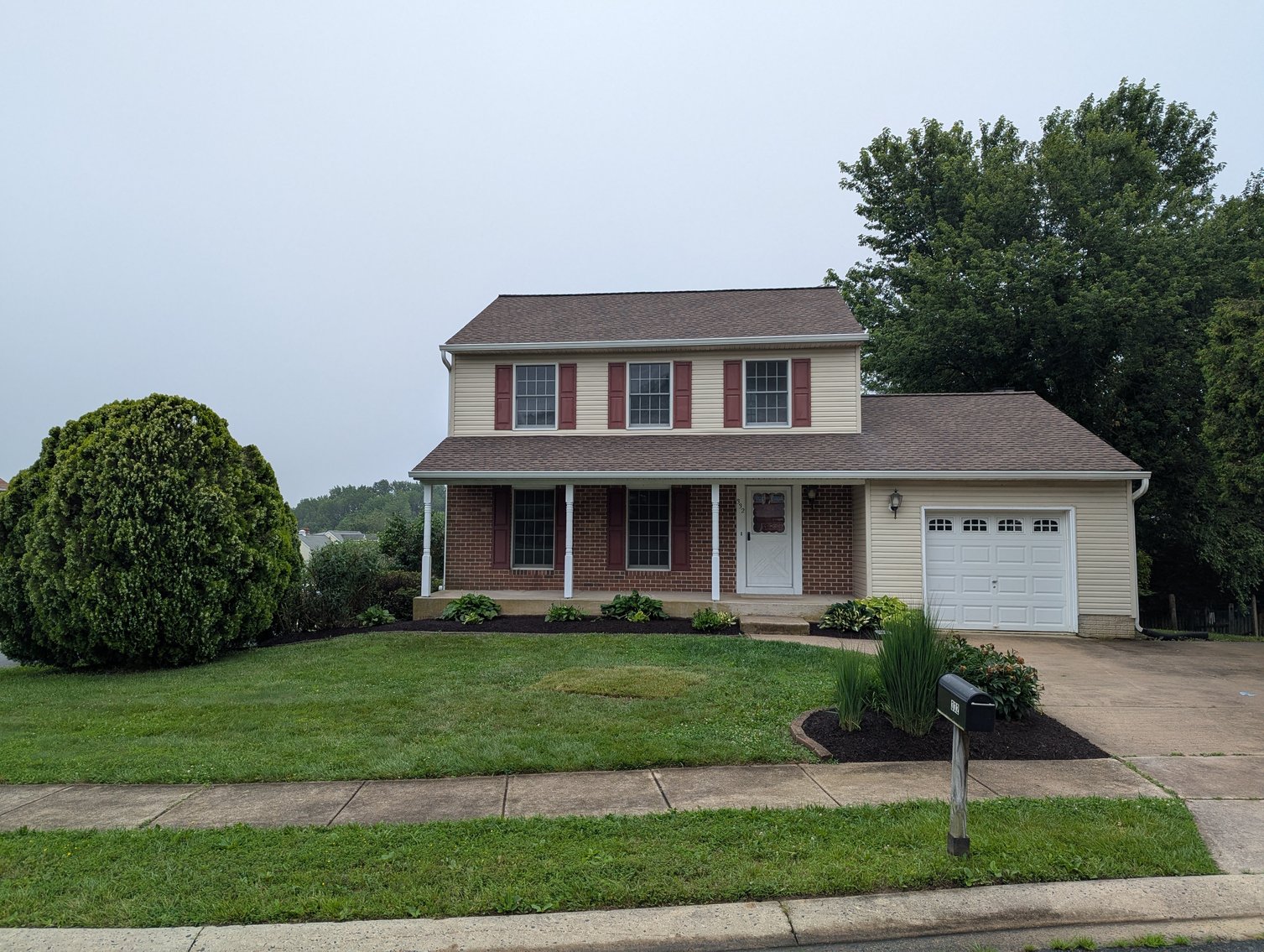 Image for CLEAN 2-STORY COLONIAL W/ ATT. 1-CAR GARAGE 3 BR, 2.5 BATH/ 0.22 +/- AC/ CORNER LOCATION