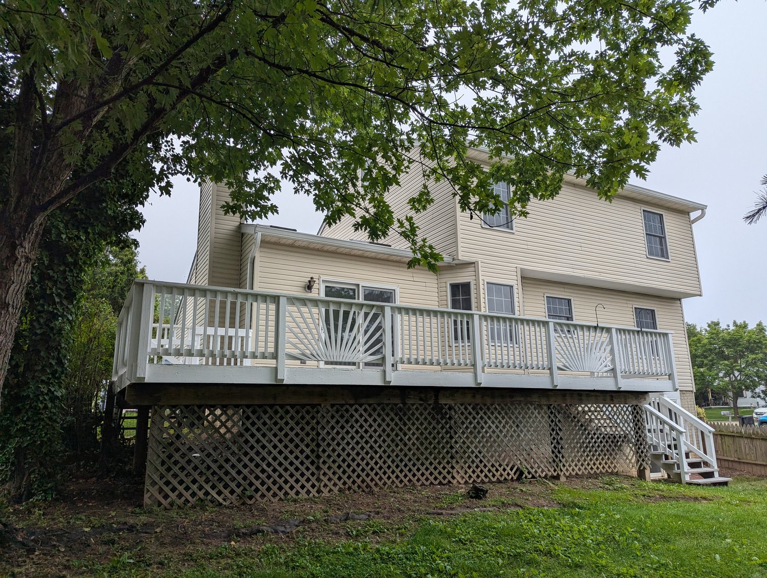 Image for CLEAN 2-STORY COLONIAL W/ ATT. 1-CAR GARAGE 3 BR, 2.5 BATH/ 0.22 +/- AC/ CORNER LOCATION