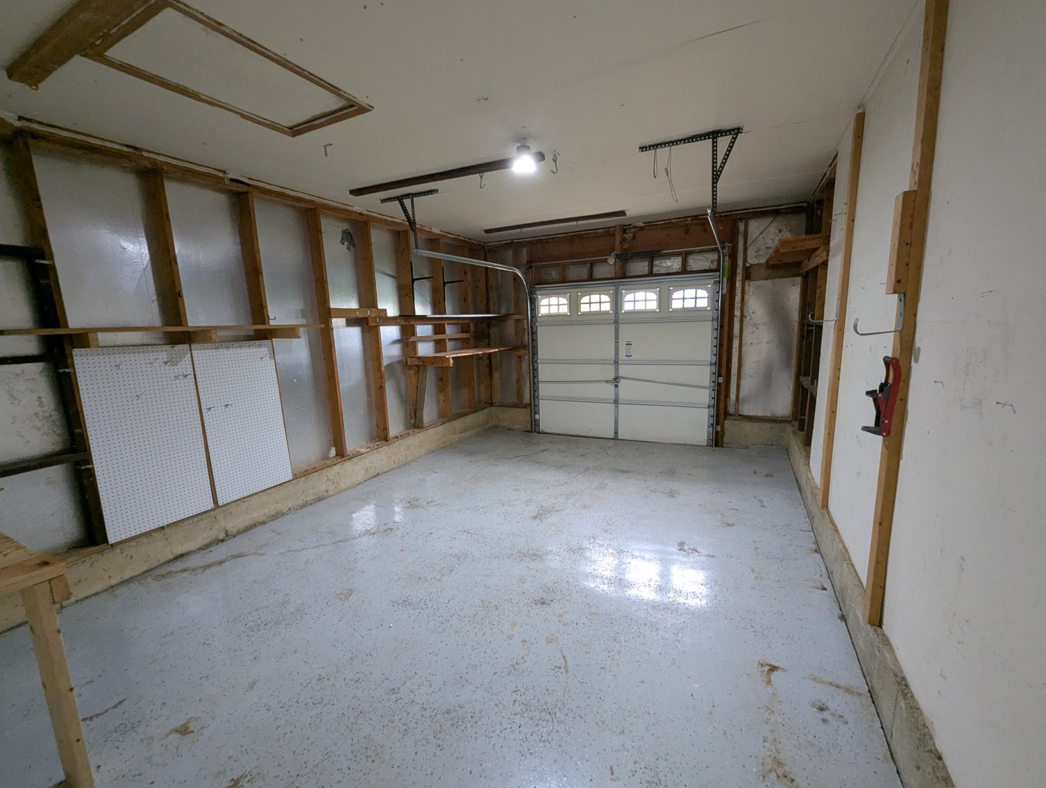 Image for CLEAN 2-STORY COLONIAL W/ ATT. 1-CAR GARAGE 3 BR, 2.5 BATH/ 0.22 +/- AC/ CORNER LOCATION