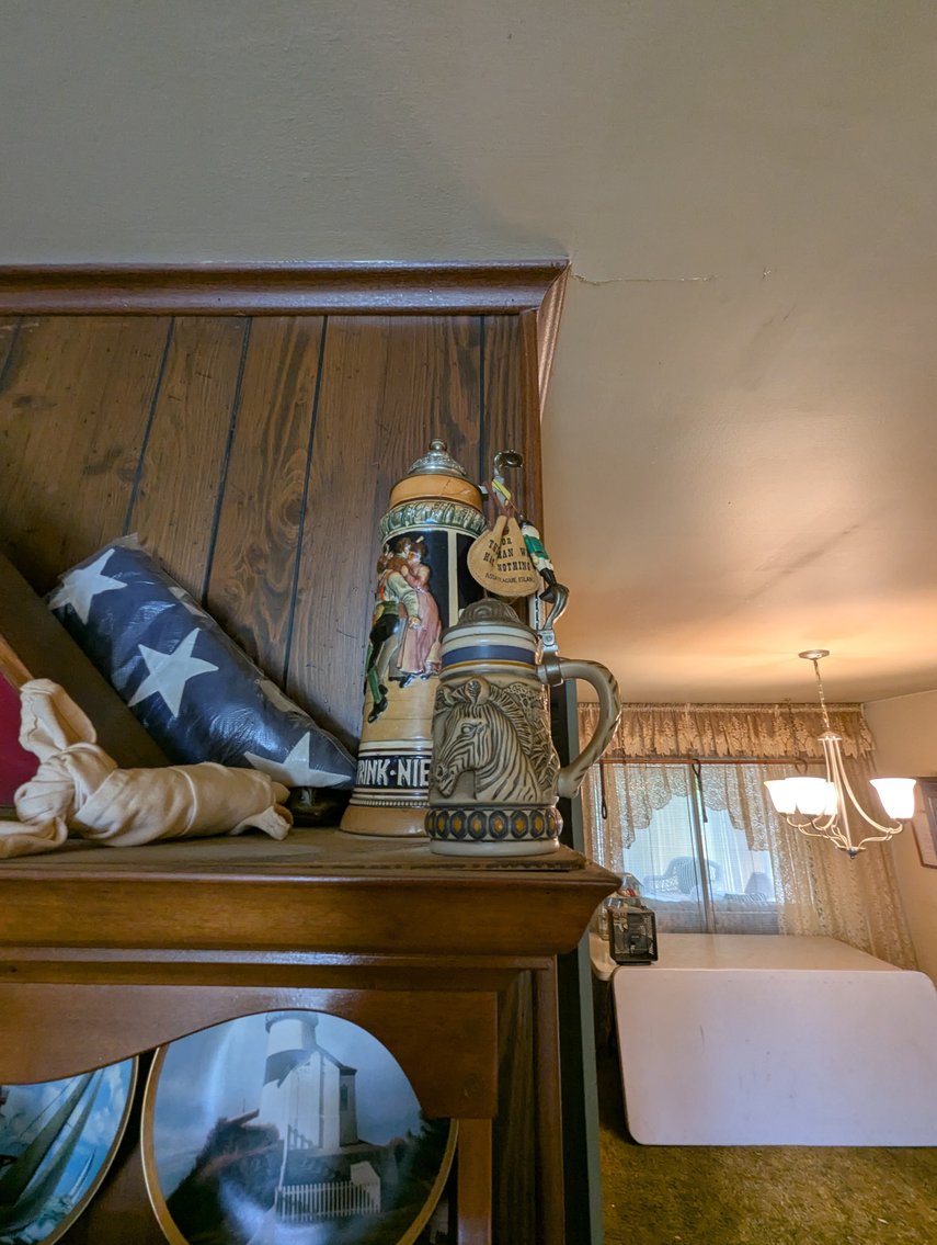 Image for 4 BR, 2.5 BATH BRICK RANCHER/ 2004 MERCURY GRAND MARQUIS, COLLECTIBLES, FURNITURE, HOUSEHOLD ITEMS, & GLASSWARE TBS SM/LG LOTS