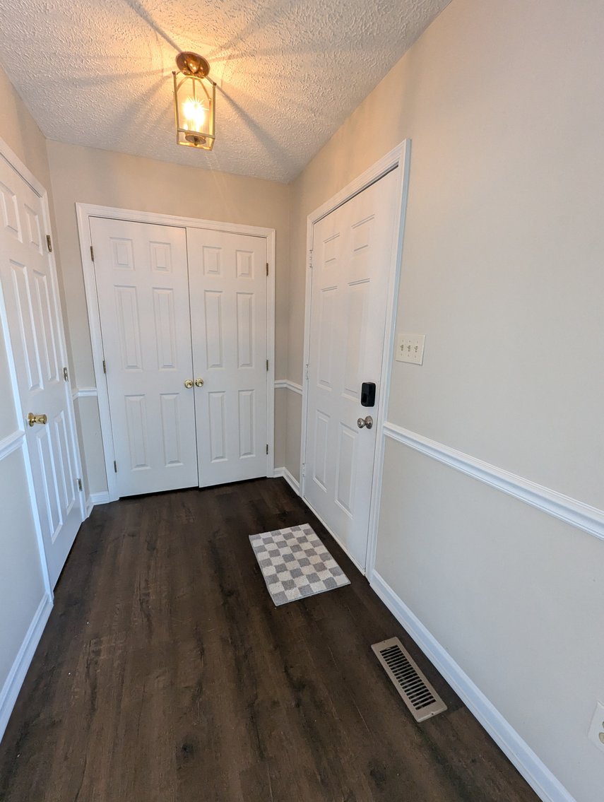 Image for VERY CLEAN BRICK FRONT TOWNHOME