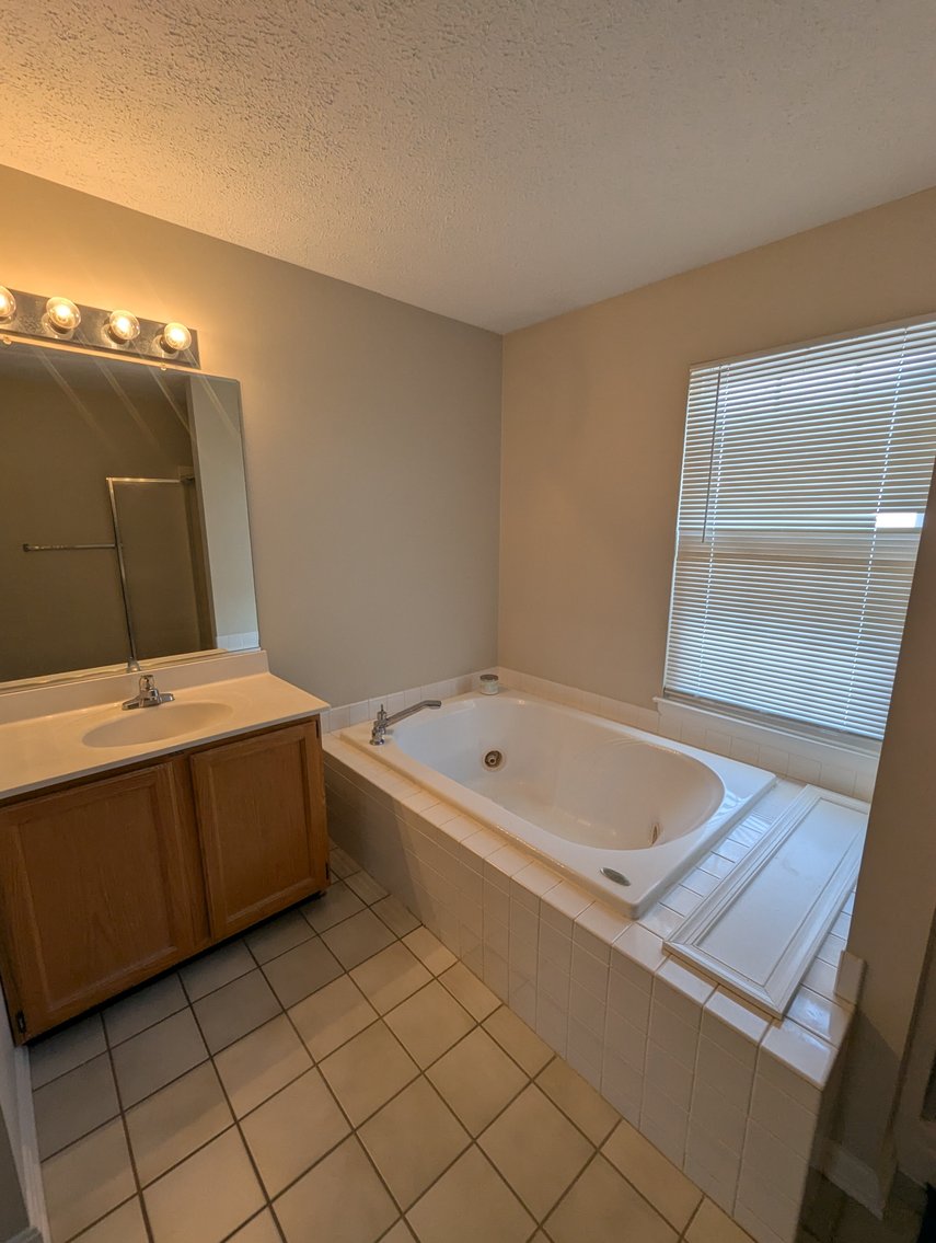 Image for VERY CLEAN BRICK FRONT TOWNHOME