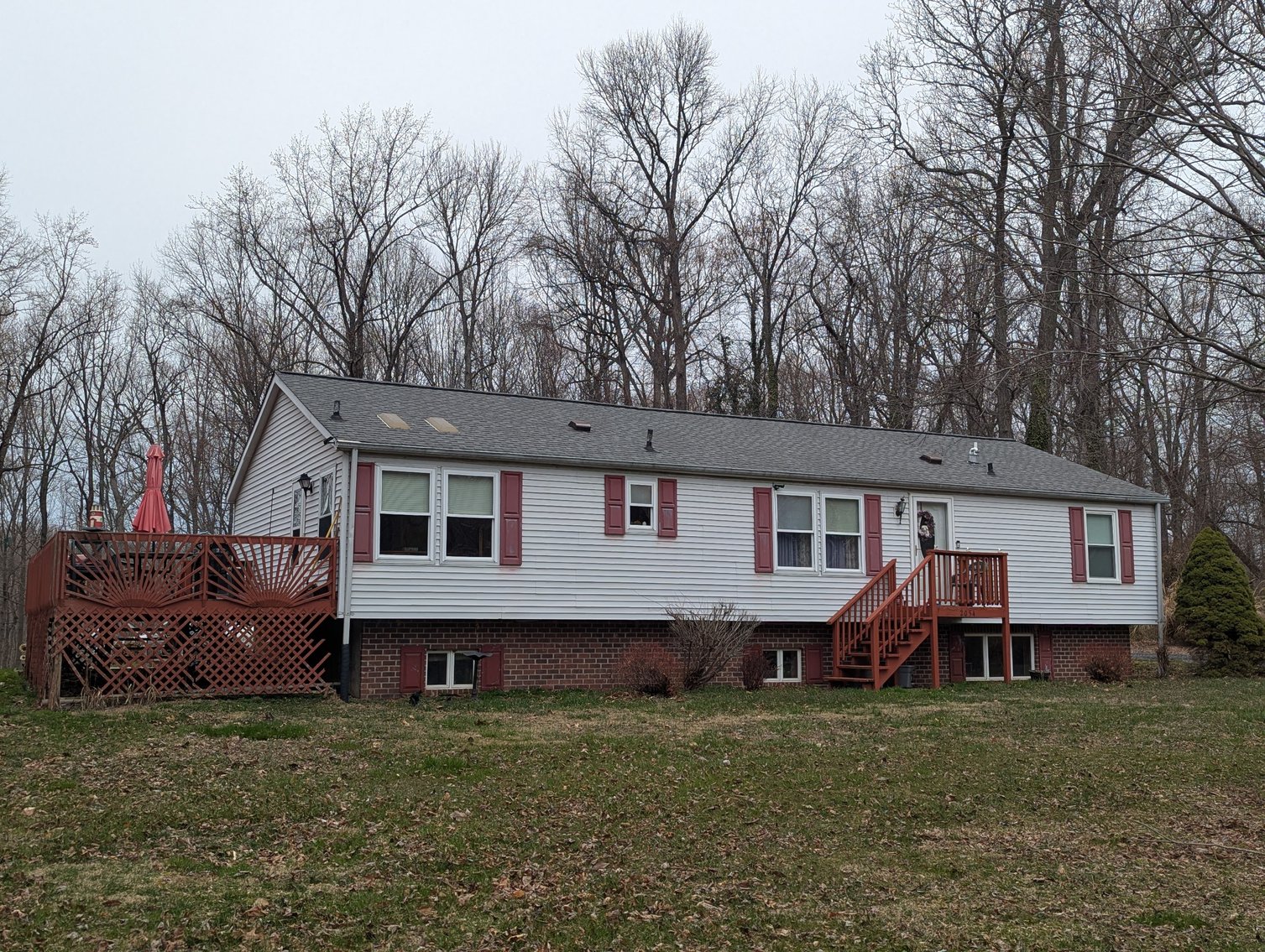 Image for CLEAN 3 BR, 2 BATH, MOVE-IN READY HOME/ (4) PARCELS TOTALING 1.6 +/- AC/ 100' +/- FRONTAGE ON BUSH RIVER W/ PRIVATE PIER