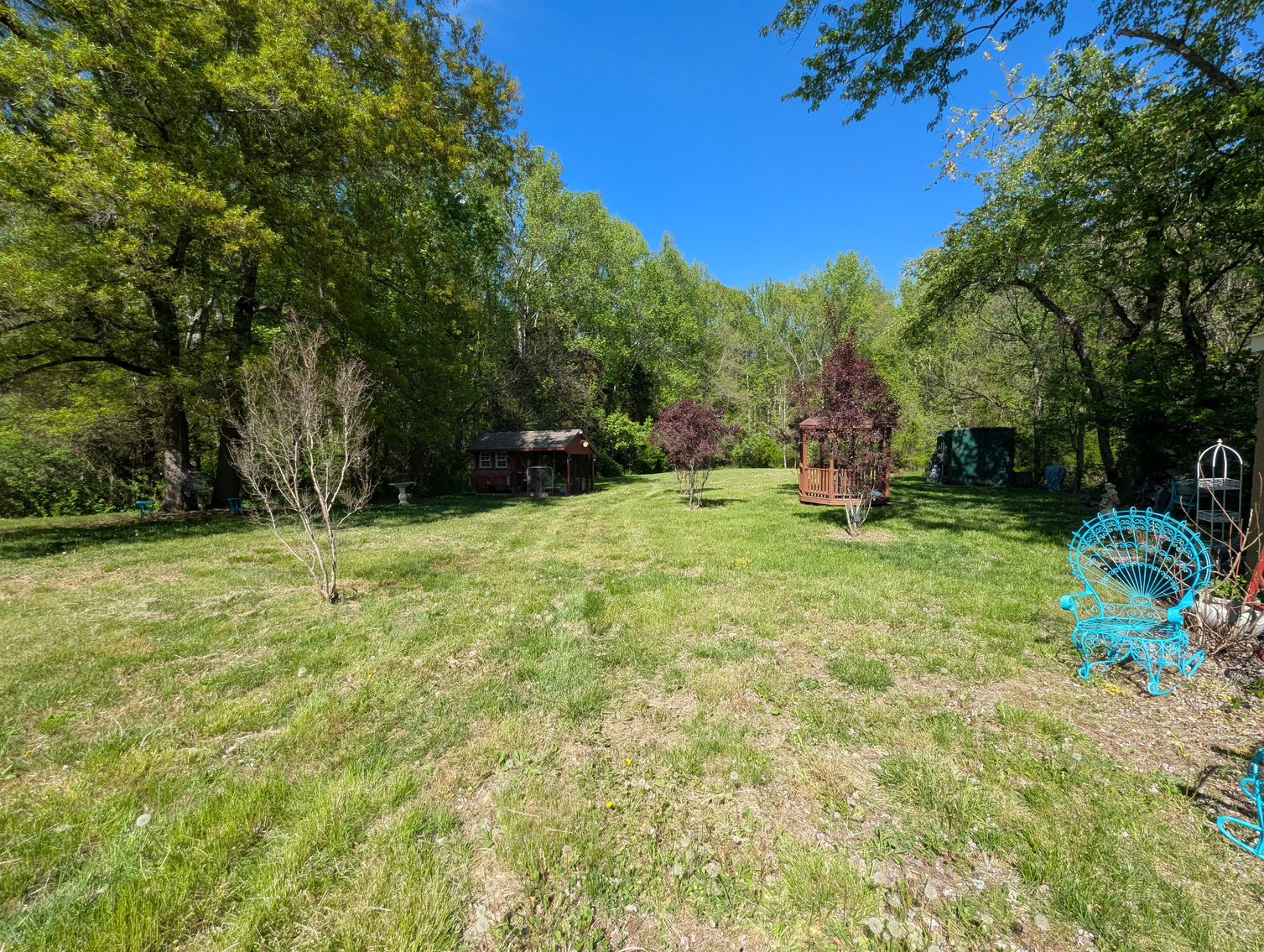 Image for 2-STORY CAPE COD 1.0 +/- AC ANTIQUES, FURNITURE, HOUSEHOLD GOODS, & MORE!