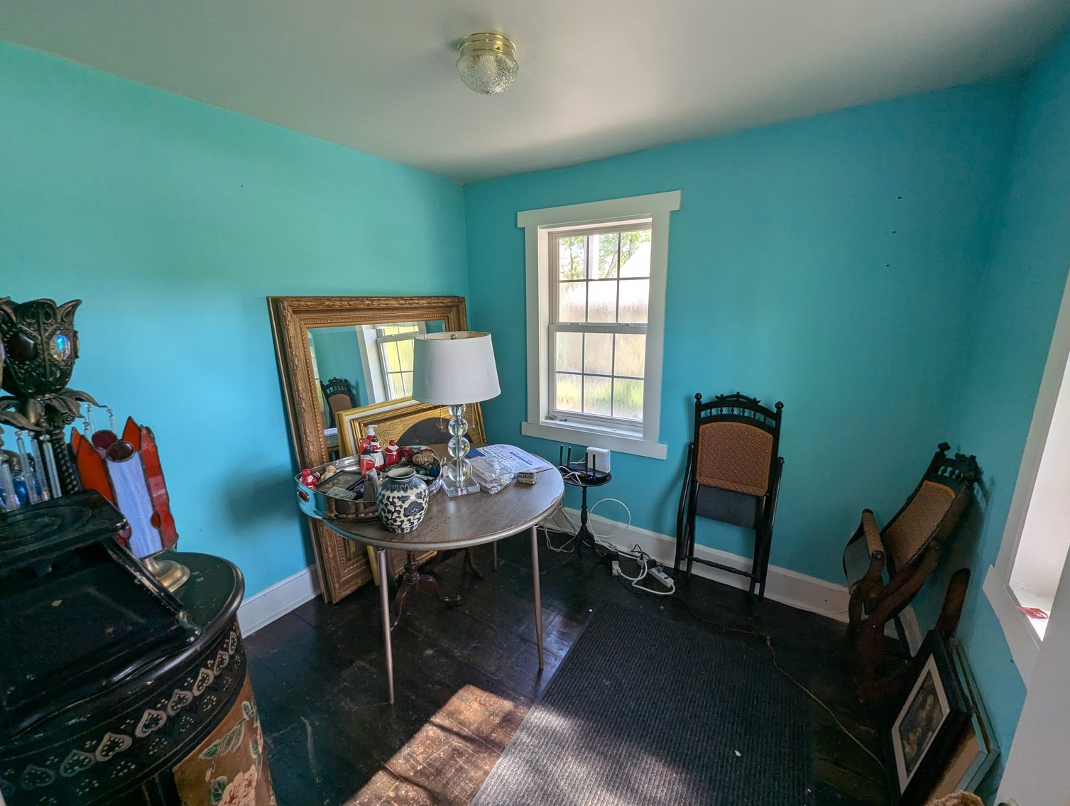 Image for 2-STORY CAPE COD 1.0 +/- AC ANTIQUES, FURNITURE, HOUSEHOLD GOODS, & MORE!