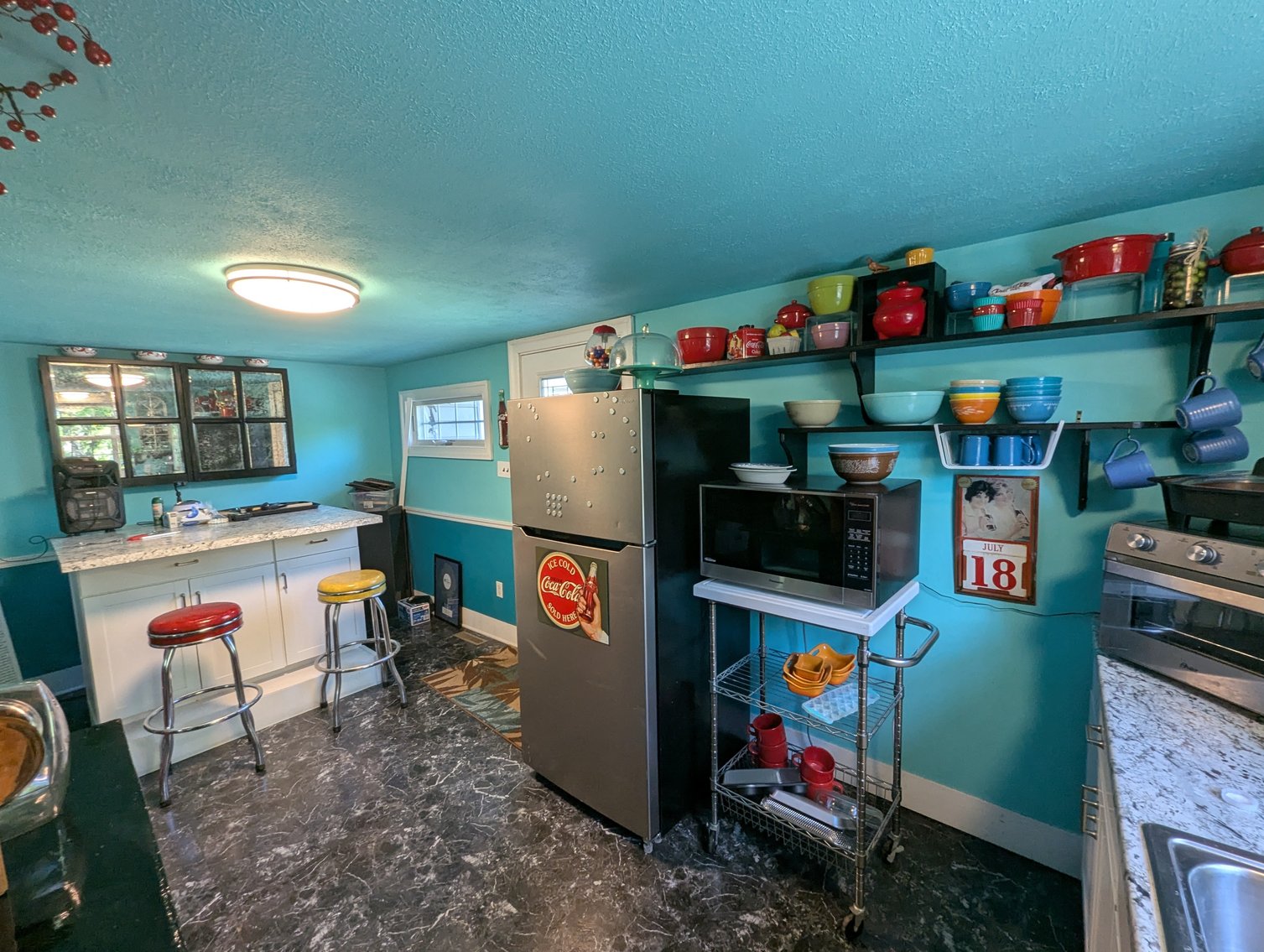 Image for 2-STORY CAPE COD 1.0 +/- AC ANTIQUES, FURNITURE, HOUSEHOLD GOODS, & MORE!