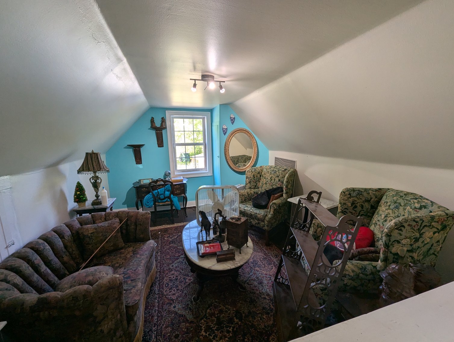 Image for 2-STORY CAPE COD 1.0 +/- AC ANTIQUES, FURNITURE, HOUSEHOLD GOODS, & MORE!