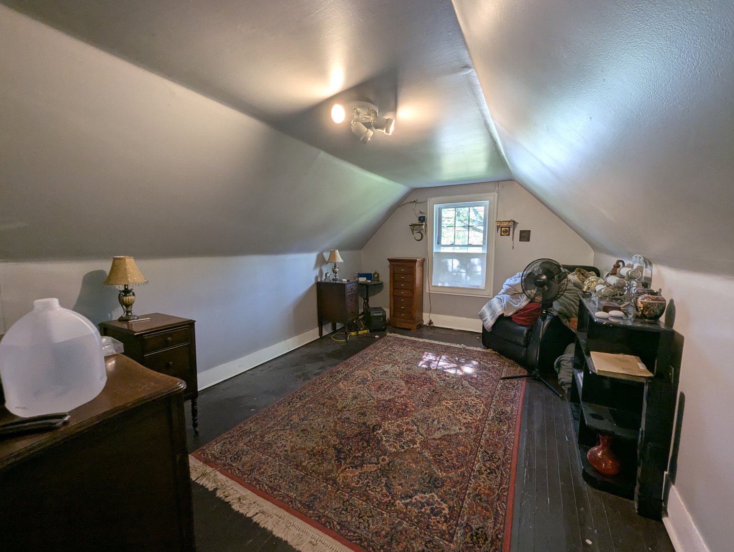 Image for 2-STORY CAPE COD 1.0 +/- AC ANTIQUES, FURNITURE, HOUSEHOLD GOODS, & MORE!