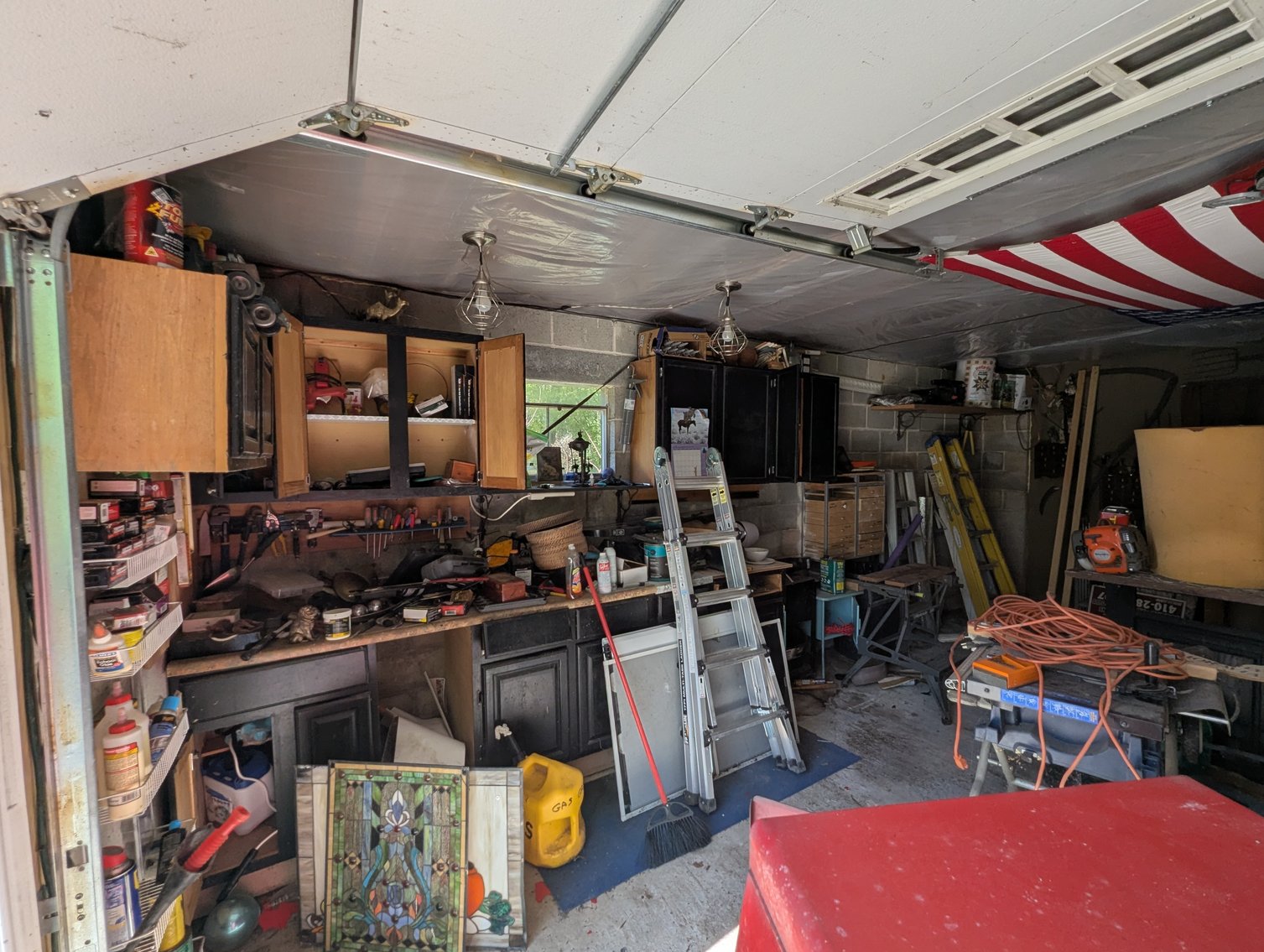 Image for 2-STORY CAPE COD 1.0 +/- AC ANTIQUES, FURNITURE, HOUSEHOLD GOODS, & MORE!