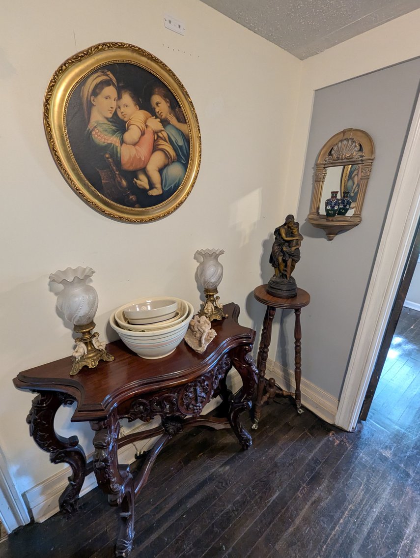 Image for 2-STORY CAPE COD 1.0 +/- AC ANTIQUES, FURNITURE, HOUSEHOLD GOODS, & MORE!