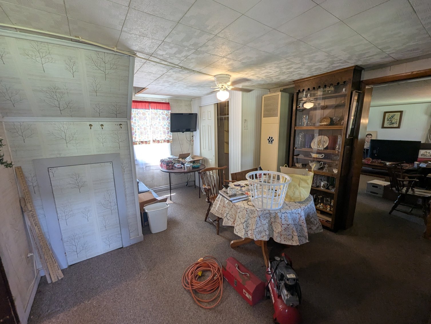 Image for BUNGALOW/RANCHER STYLE HOME W/ ATT. 2-CAR GARAGE & DET. 25'X12' STORAGE BLDG. 2.85 +/- AC IN (2) PARCELS/ 04' DODGE RAM, 01' PT CRUISER, KUBOTA TRACTOR, COLLECTIBLES, CHINA, HOUSEHOLD GOODS, & MORE!