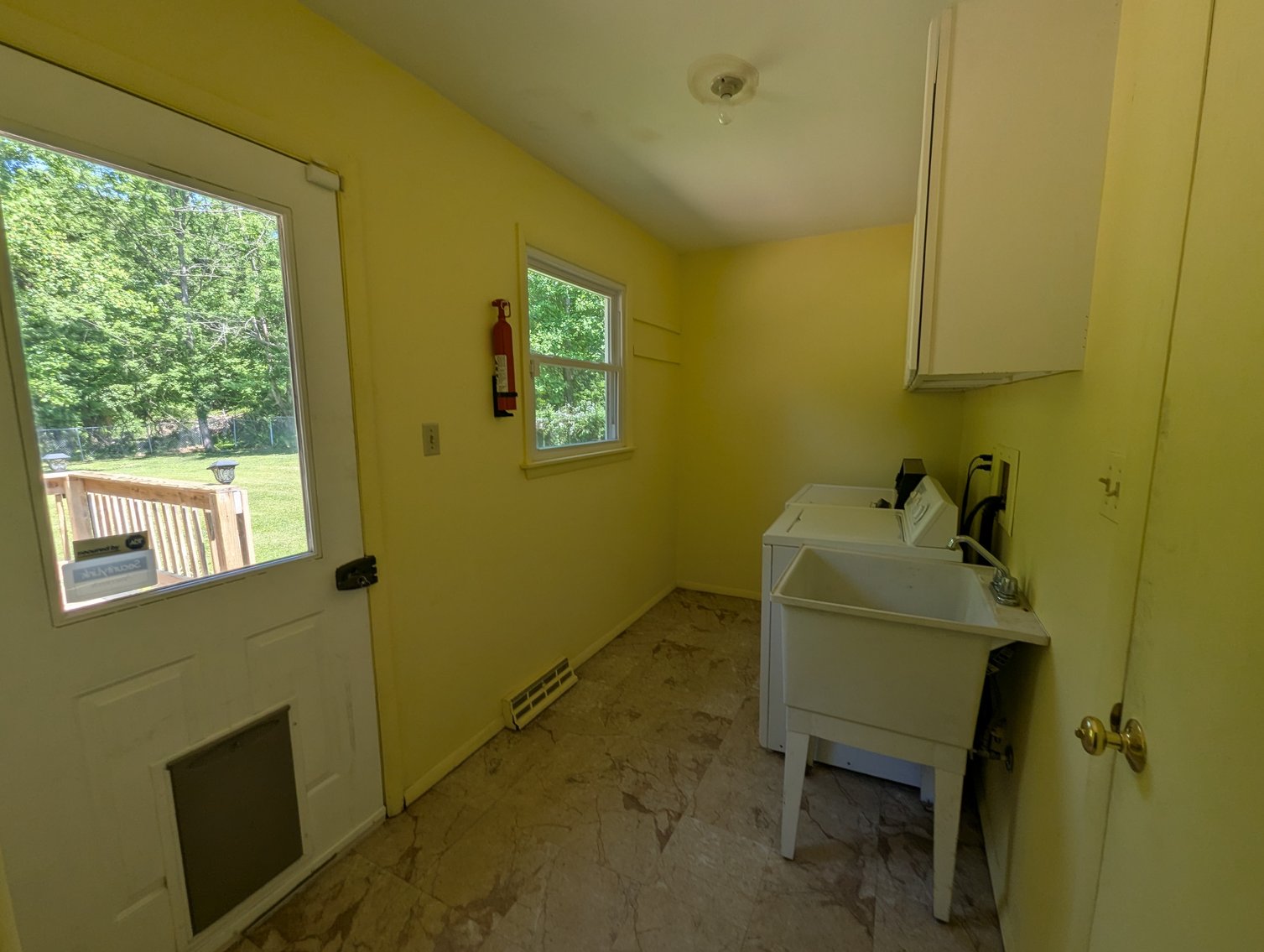 Image for 2-STORY BRICK & ALUMINUM SIDED COLONIAL/ 3 BR, 2.5 BATH/ 0.57 +/- AC LEVEL LOT w/ ATT. 1-CAR GARAGE & COVERED FRONT PORCH