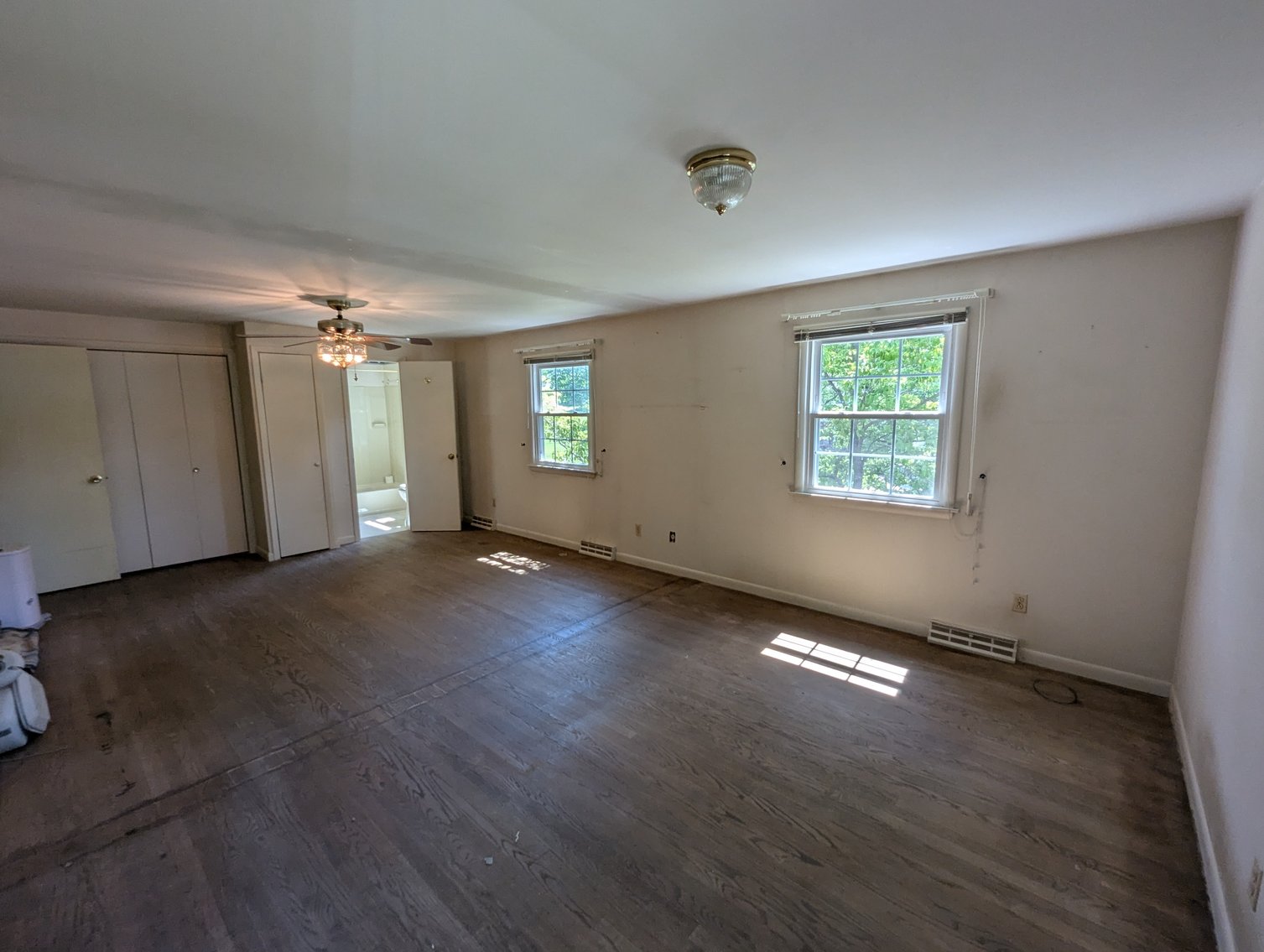 Image for 2-STORY BRICK & ALUMINUM SIDED COLONIAL/ 3 BR, 2.5 BATH/ 0.57 +/- AC LEVEL LOT w/ ATT. 1-CAR GARAGE & COVERED FRONT PORCH