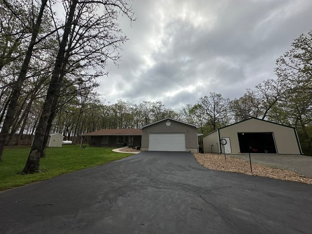 Image for Roberts Moving Auction