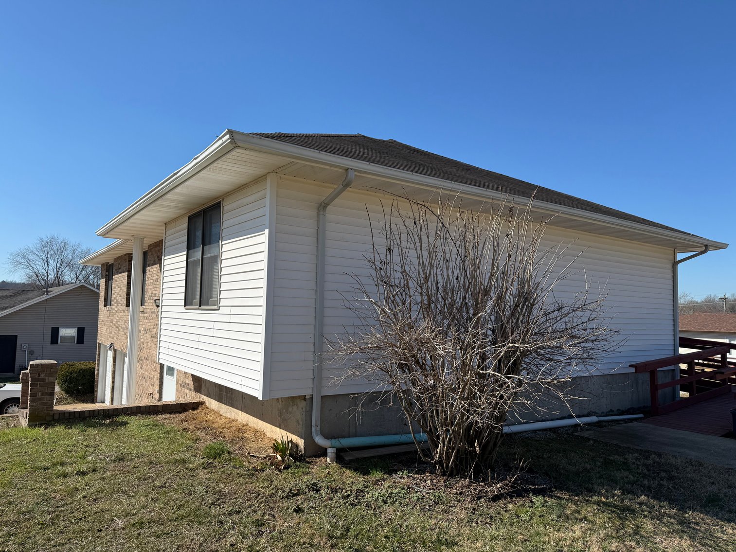 Image for Moss Real Estate Auction