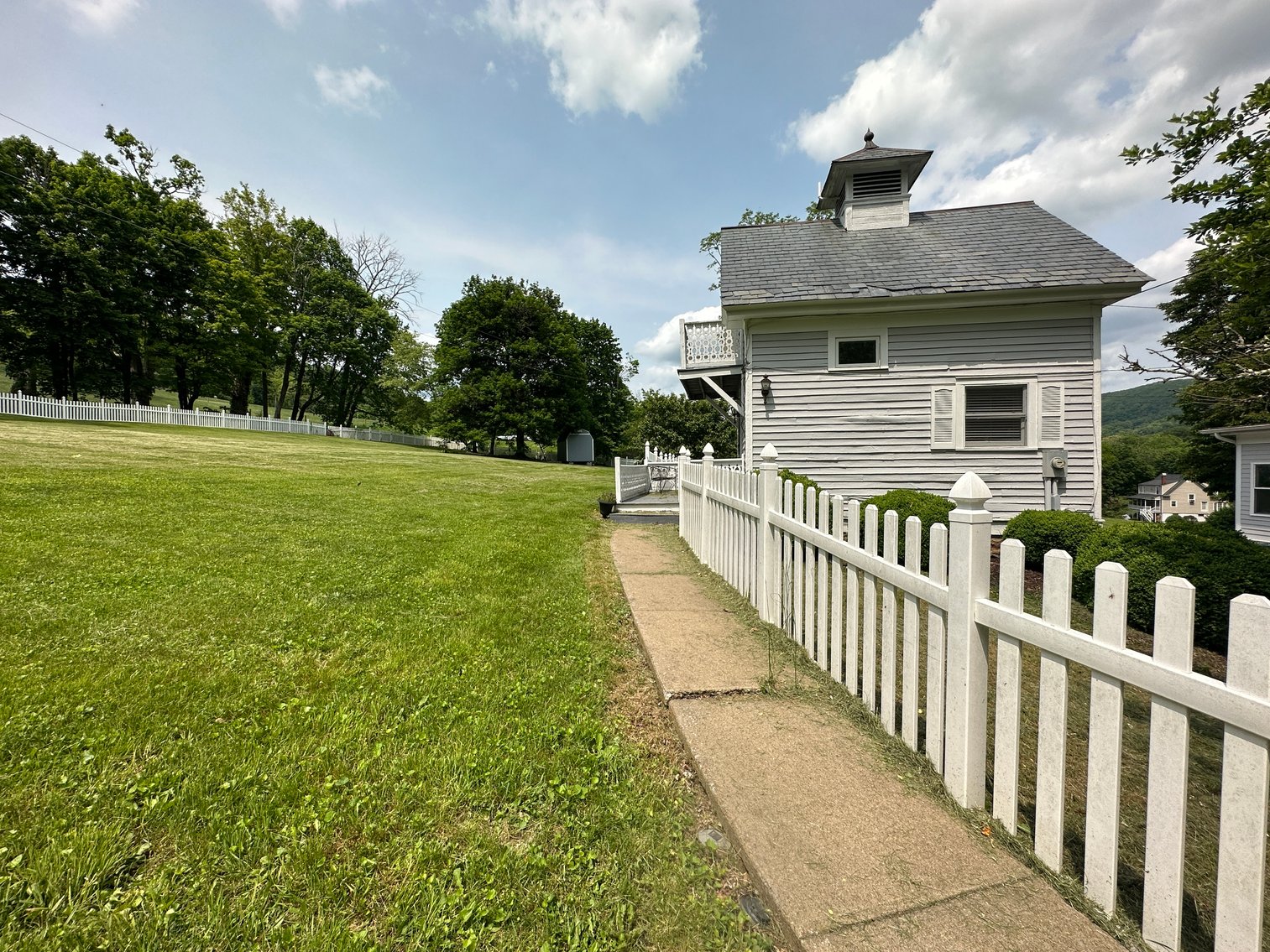 Image for 8883 Sam Snead Hwy, Hot Springs, VA - The Hot Springs Victorian Inn