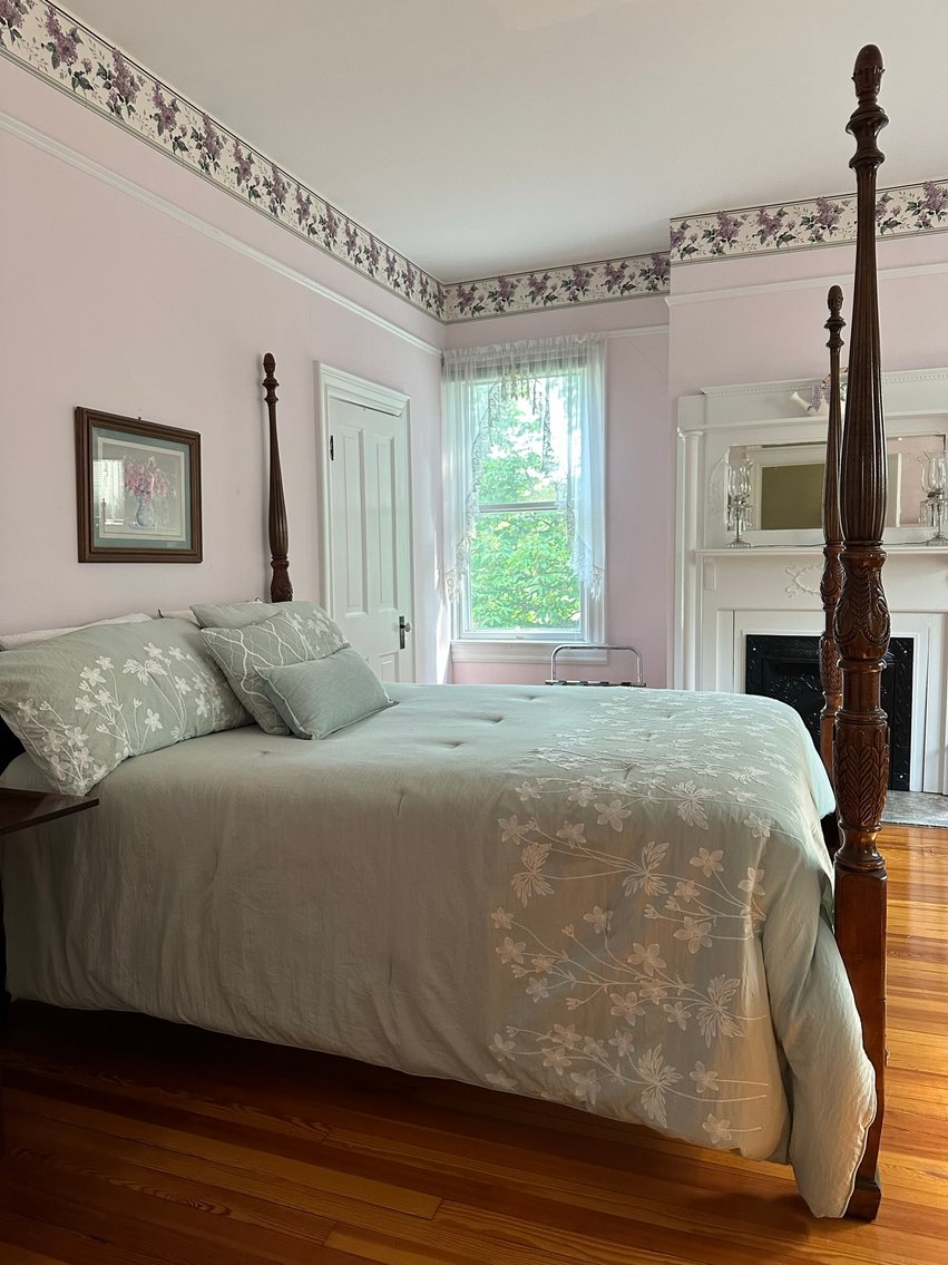 Image for 8883 Sam Snead Hwy, Hot Springs, VA - The Hot Springs Victorian Inn