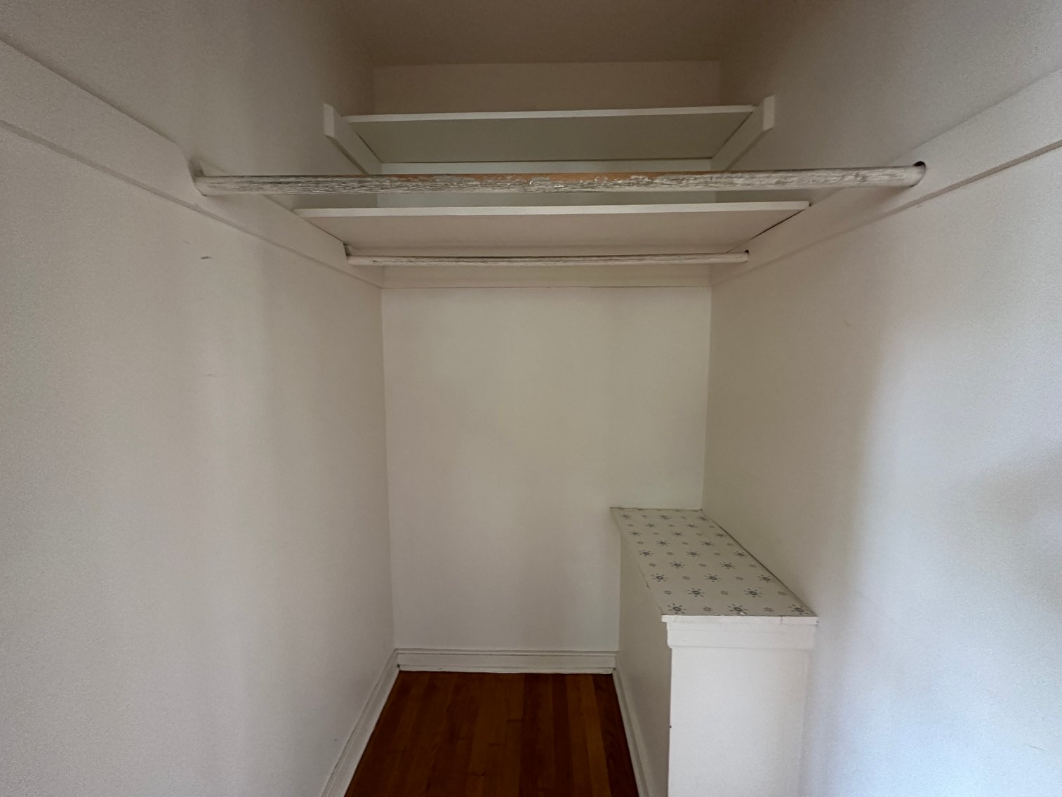 Image for 1 Bed/ 1 Bath Brick Rancher located in Willow Lawn; 4525 Fitzhugh Ave
