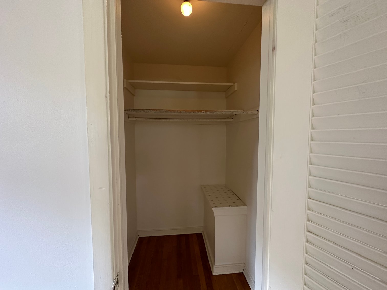 Image for 1 Bed/ 1 Bath Brick Rancher located in Willow Lawn; 4525 Fitzhugh Ave