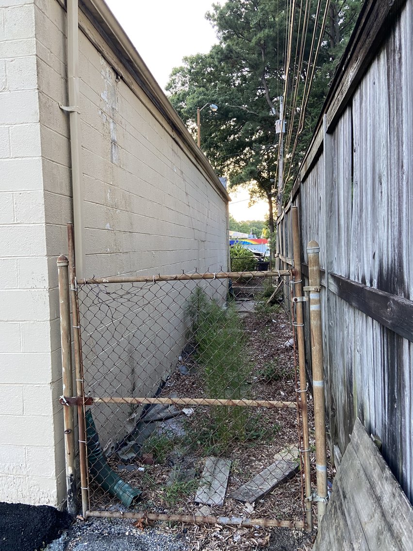 Image for Commercial Property at 10606 Warwick Blvd, Newport News, VA