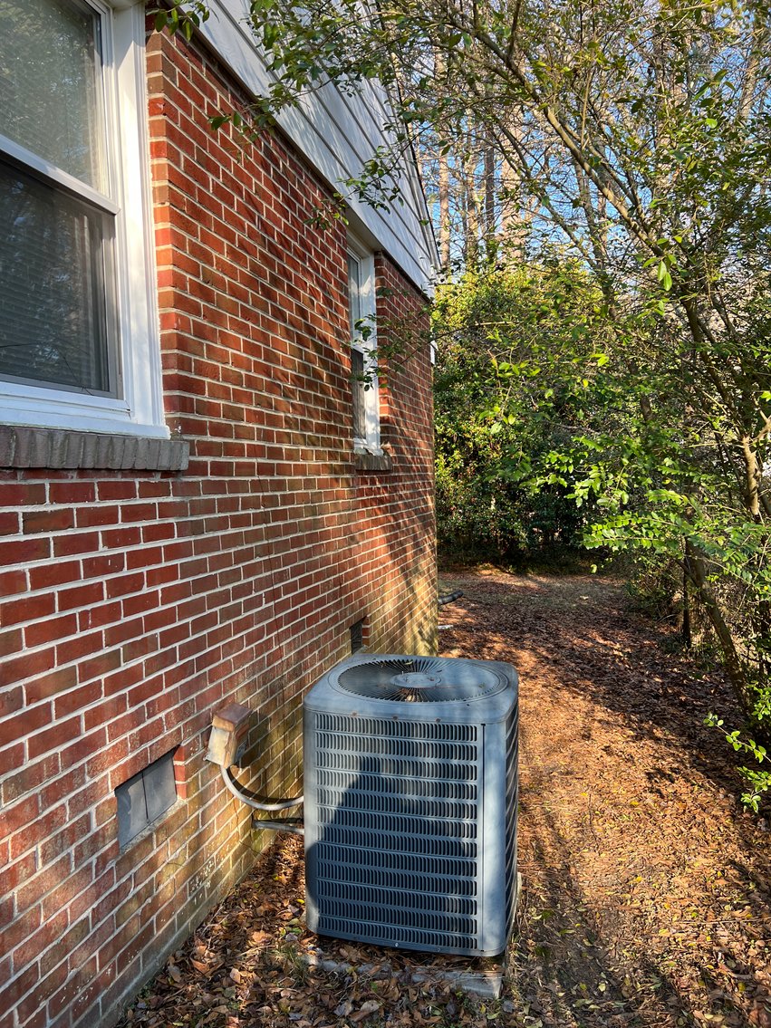 Image for 3BR/1BA 1,400 Sqft Home at 915 Northampton Rd, Petersburg, VA
