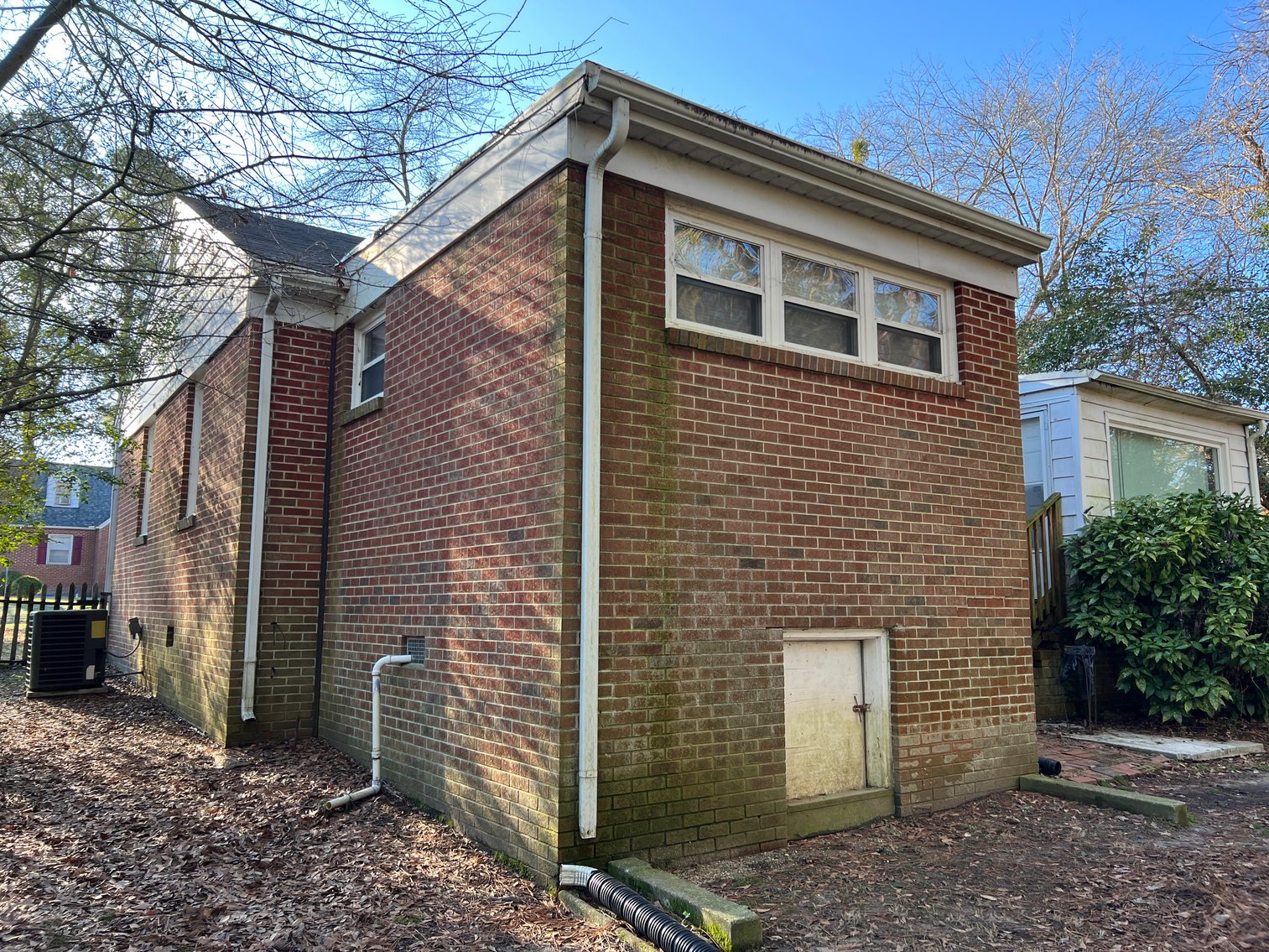 Image for 3BR/1BA 1,400 Sqft Home at 915 Northampton Rd, Petersburg, VA