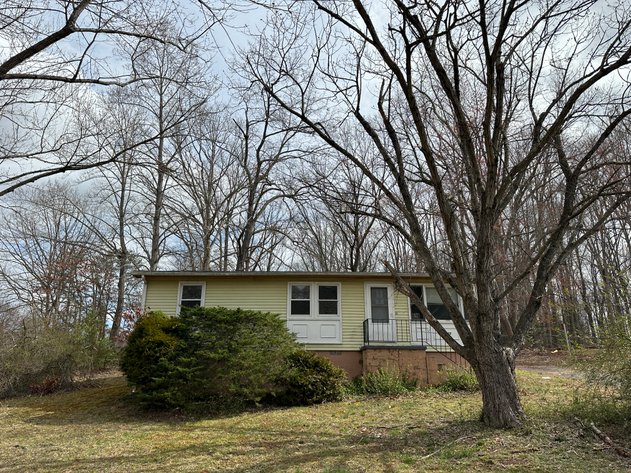 Image for House Flipper Special. Income Producing Opportunity in Fredericksburg, Va. 3 Bed/ 1 Bath, 920 Sq. ft on .41 Acres - Elk Dr