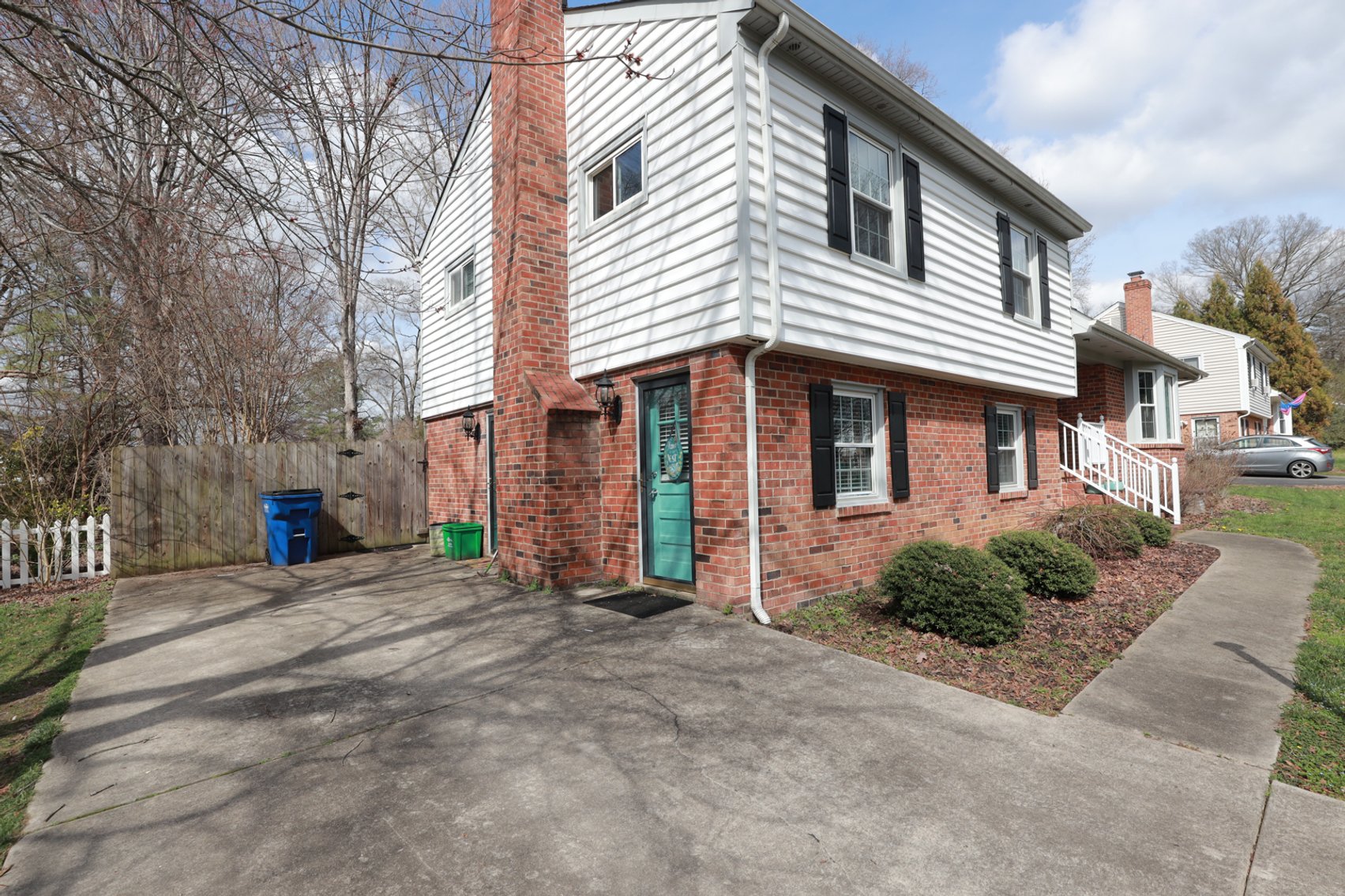 Image for 4 BR/2.5BA Charming Single-Family Home in West End Neighborhood - 2304 Briargrove Ct