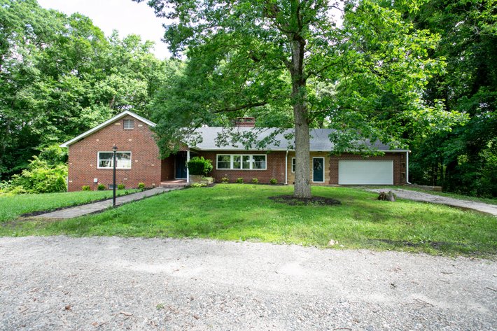Image for Beautifully Renovated Brick Rancher on 1.33 Acres. 3 bed/ 3 bath, 2284 Sq.ft with an unfinished, 2000 +/-Sq.ft walkout basement.