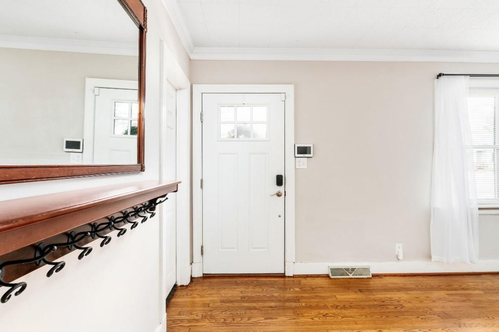 Image for Beverly Hills Charm: Stunning Cape Cod with Modern Updates - 1117 Beverly Dr. Henrico VA 23229