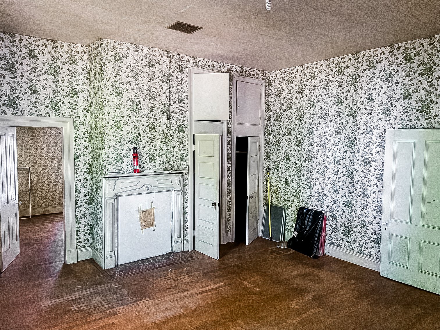 Image for Historic Single-family Home: 22446 E Depot St, Newsoms, Virginia