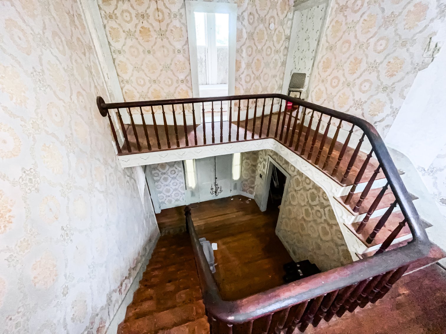 Image for Historic Single-family Home: 22446 E Depot St, Newsoms, Virginia