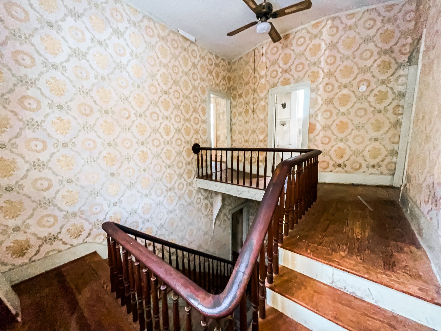 Image for Historic Single-family Home: 22446 E Depot St, Newsoms, Virginia